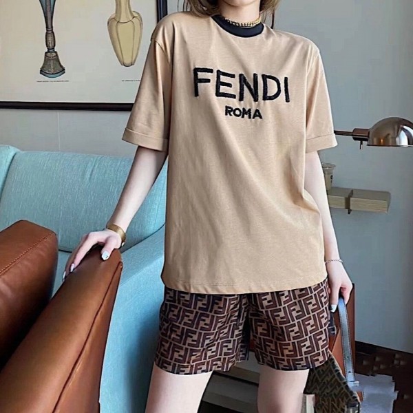 ハイブランドFENDI 半袖Tシャツフェンディ夏 tシャツ 半ズボン2点セット柔らかい 着心地抜群 tシャツ ...