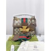 グッチブランド斜め掛けバッグパロディGucci 精緻 上品 大人っぽい ショルダーバッグ2つサイズ 選べ 金具 蜜蜂飾り 付きおしゃれハンドバッグ女