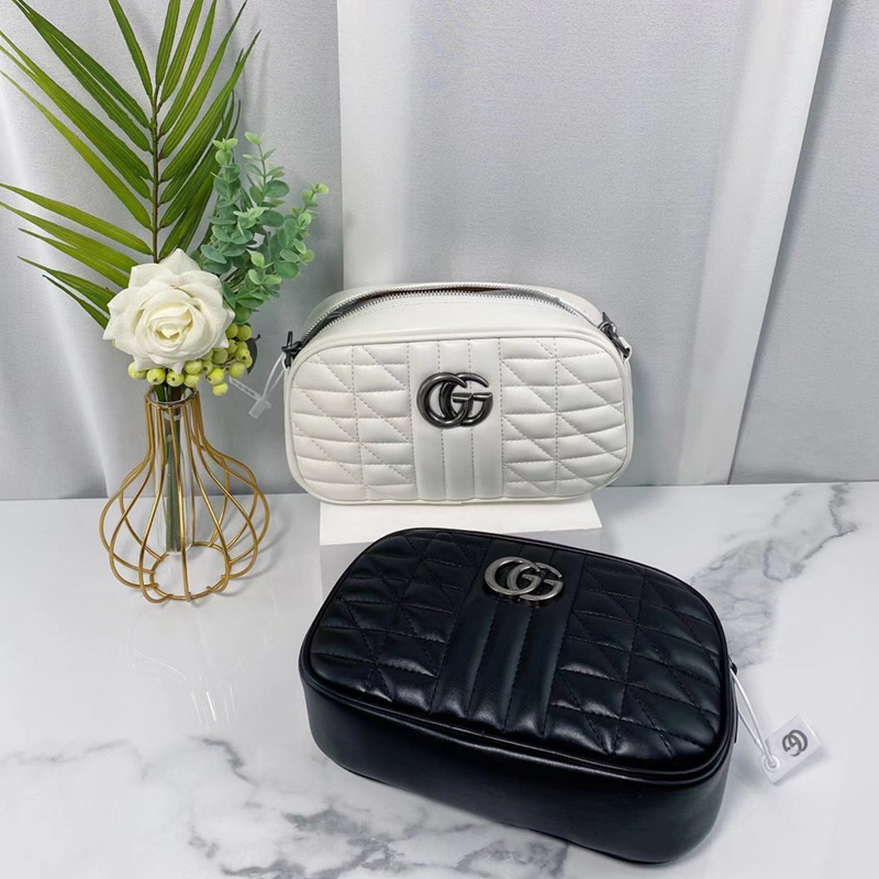 Gucci小さいクラッチバッグ高品質レザー収納