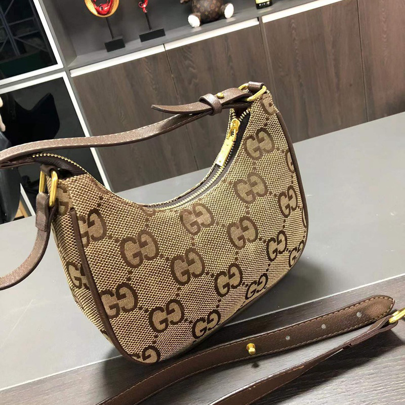 GUCCIハイブランド斜め掛けバッグ上品